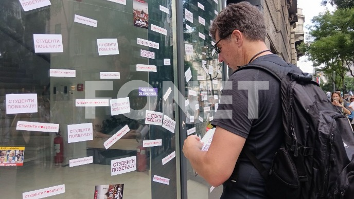 Glumci organizovano ka Slaviji